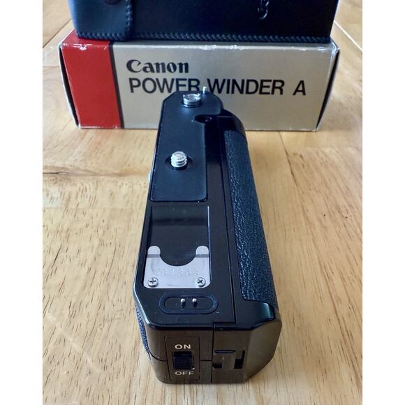 Canon AE-1 Black 35mm Film Camera, Power winder A,Speedlite‎ Flash, Tiffin Len - Picture 7 of 16